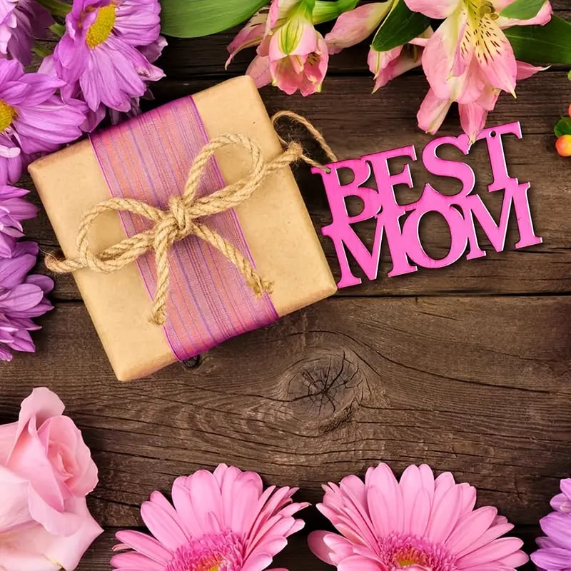 "BEST MOM" Wooden Letter Pendant